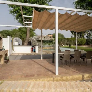 Vahadda House Palomares del Río